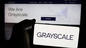 Впервые в США: компания Grayscale подала заявку на создание ETF для спорного альткоина!